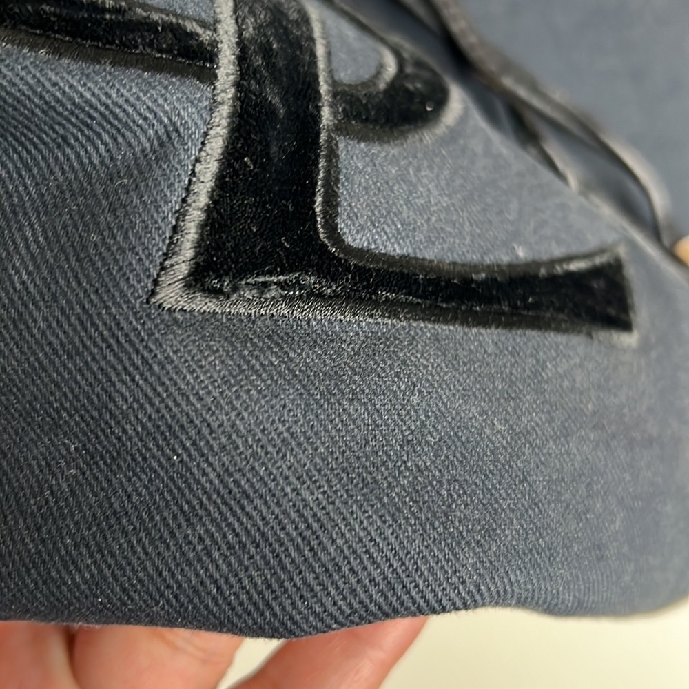 YSL TOTE - Picture 6 of 15